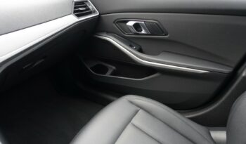 BMW 318 DA TOURING SERIE 3 MHEV BVA complet