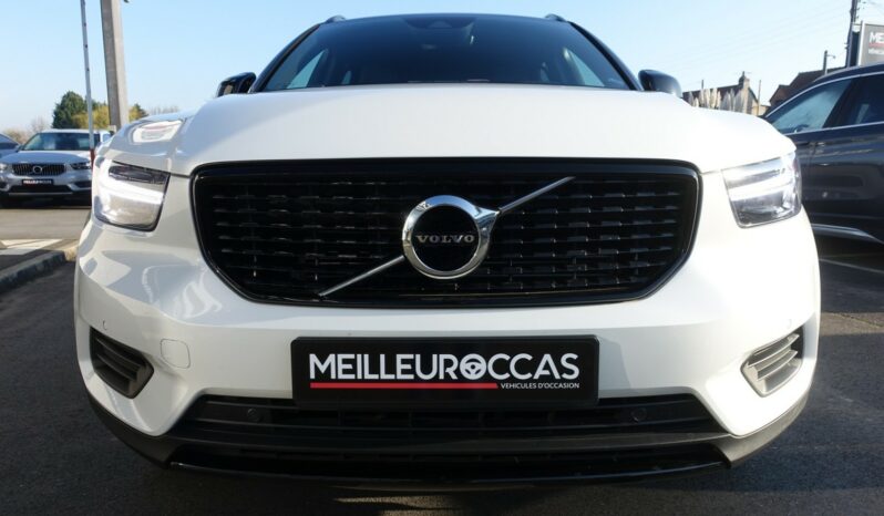 VOLVO XC 40 T4 HYBRIDE RECHARGEABLE GEARTRONIC 211 CH  R-DESIGN complet