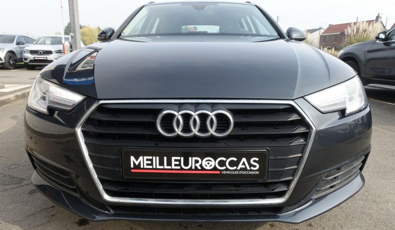 AUDI A4 AVANT 2.0L TDI S-TRONIC 150 CH complet