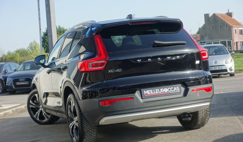 VOLVO XC 40 T4 HYBRIDE RECHARGEABLE GEARTRONIC 211 CH ( 129 CH + 82 CH ) INSCRIPTION complet