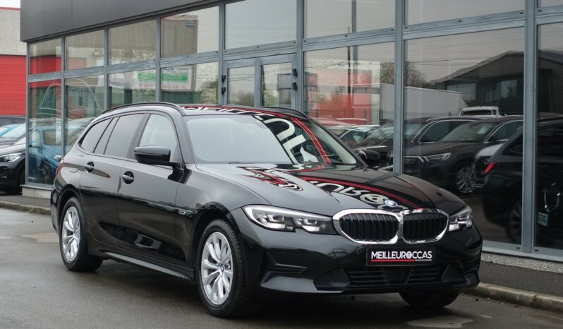BMW 320 E TOURING HYBRIDE RECHARGEABLE 204 CH complet