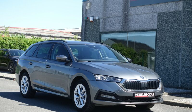 SKODA OCTAVIA COMBI 2.0 TDI DSG7 150 CH complet