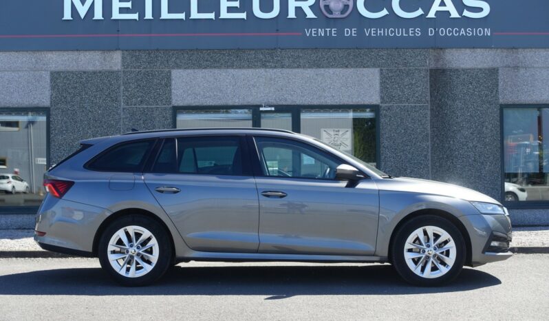 SKODA OCTAVIA COMBI 2.0 TDI DSG7 150 CH complet