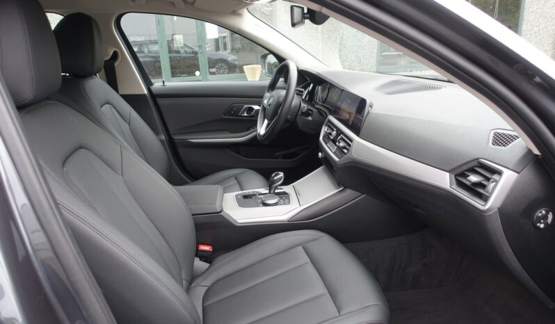 BMW 318 DA TOURING SERIE 3 MHEV BVA complet