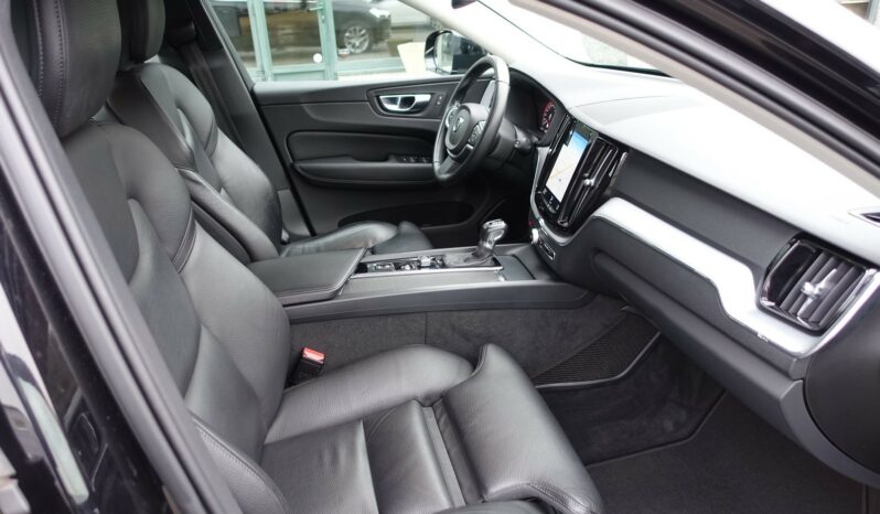 VOLVO XC 60 D4 2.0 L GEARTRONIC 163CH MOMENTUM complet