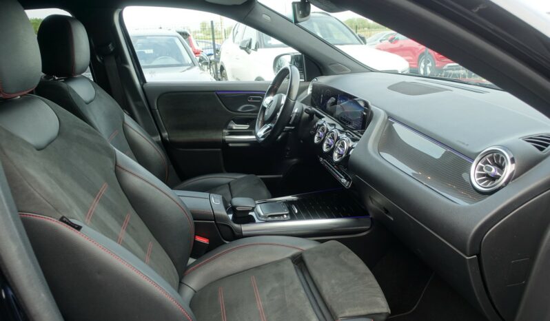 MERCEDES CLASSE GLA 200D 8G-DCT AMG-LINE complet