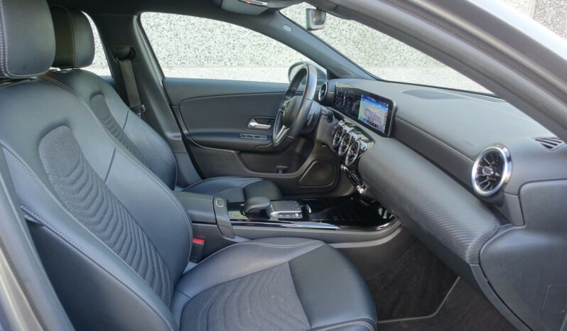 MERCEDES CLASSE A 180d 8G-DCT complet