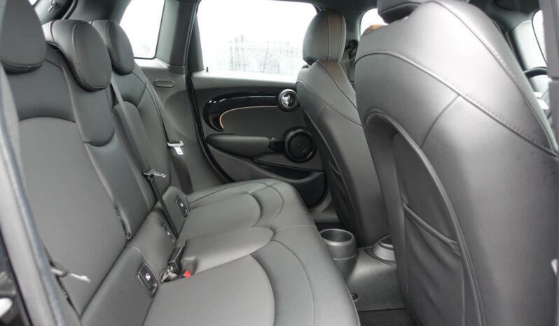 MINI COOPER 1.5L FULL BLACK 136 CH complet