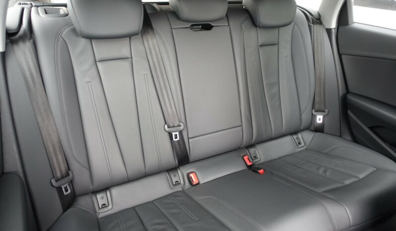 AUDI A4 AVANT 30 TDI MHEV S-TRONIC complet