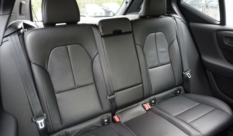 VOLVO XC 40 T5 HYBRIDE RECHARGEABLE GEARTRONIC 262 CH  INSCRIPTION complet