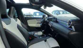 MERCEDES CLA 180D BERLINE AMG-LINE complet
