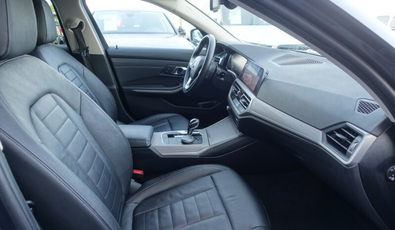 BMW 330 EA TOURING HYBRIDE RECHARGEABLE 292 CH complet