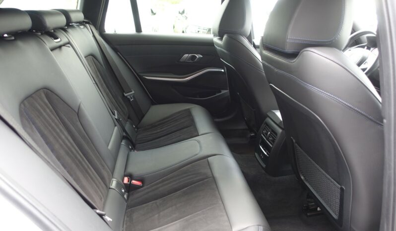 BMW 320 E TOURING HYBRIDE RECHARGEABLE 204 CH PACK M complet