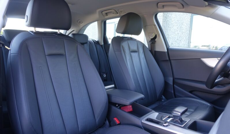 AUDI A4 AVANT 30 TDI MHEV S-TRONIC complet