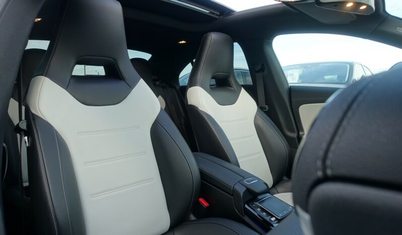 MERCEDES CLA 180D BERLINE AMG-LINE complet