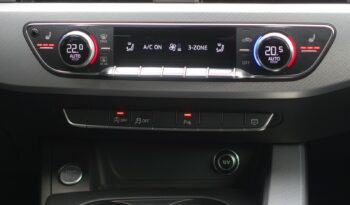 AUDI A4 AVANT 35 TDI S-TRONIC 150 CH complet