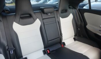 MERCEDES CLA 180D BERLINE AMG-LINE complet