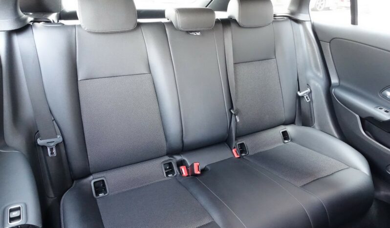 MERCEDES CLASSE CLA 180D SHOOTING BRAKE 7G-Dct complet