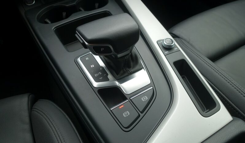 AUDI A4 AVANT 30 TDI MHEV S-TRONIC complet