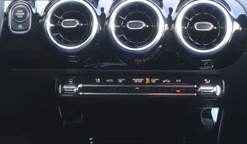 MERCEDES CLASSE A 180d 8G-DCT complet