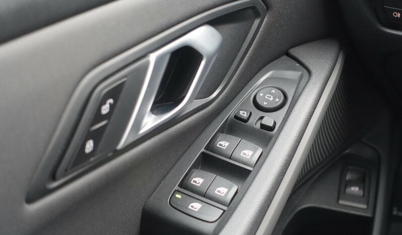 BMW 318 DA TOURING SERIE 3 MHEV BVA complet