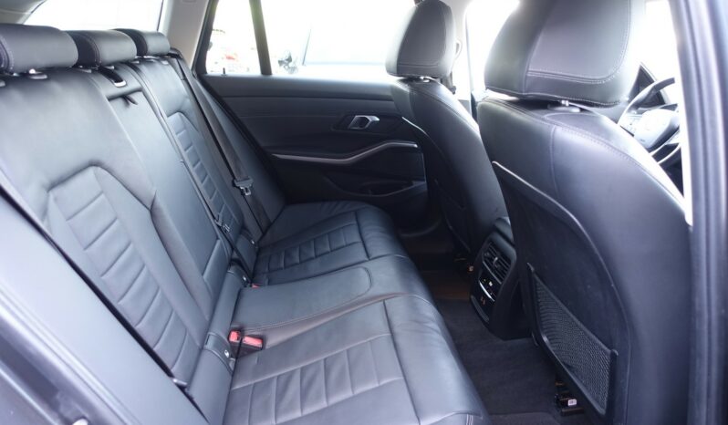 BMW 330 EA TOURING HYBRIDE RECHARGEABLE 292 CH complet