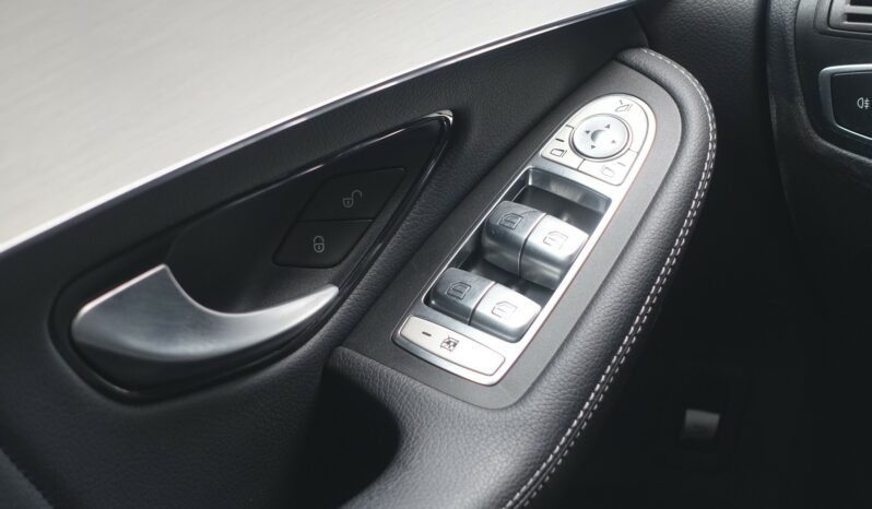 MERCEDES CLASSE GLC COUPÉ 200 D 9G-TRONIC 163 CH AMG-LINE complet