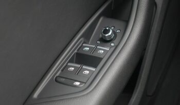 AUDI A4 AVANT 30 TDI MHEV S-TRONIC complet