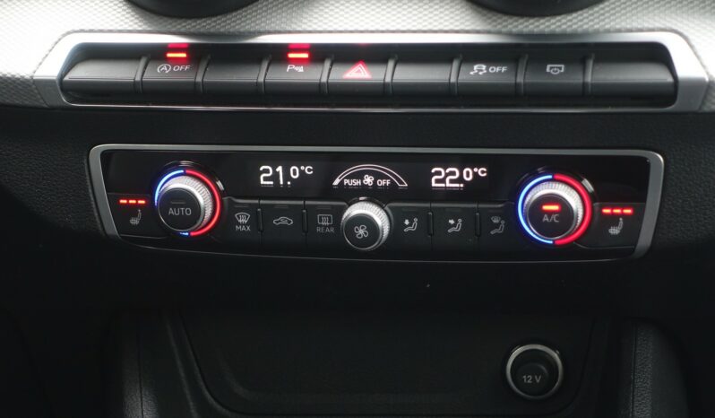 AUDI Q2 30 TDI S-LINE complet