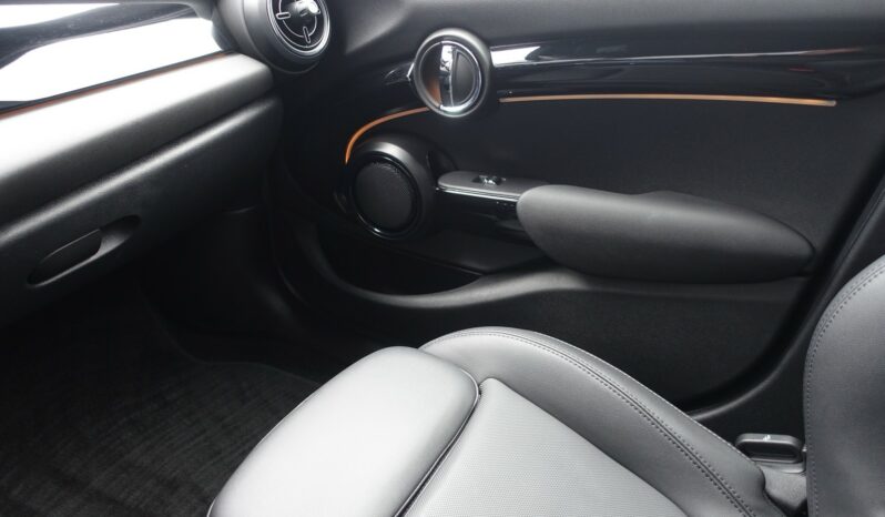 MINI COOPER 1.5L FULL BLACK 136 CH complet