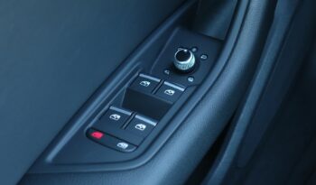 AUDI A4 AVANT 30 TDI MHEV S-TRONIC complet