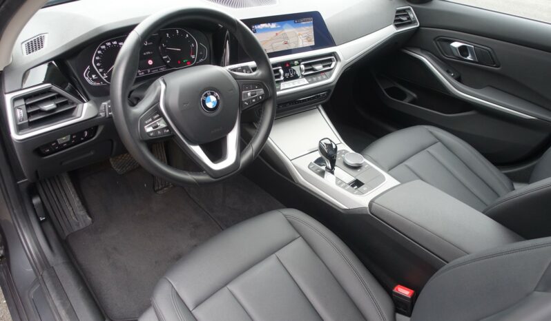 BMW 318 DA TOURING SERIE 3 MHEV BVA complet
