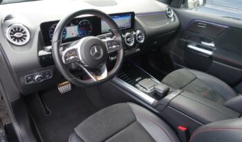 MERCEDES CLASSE GLA 200D 8G-DCT AMG-LINE complet