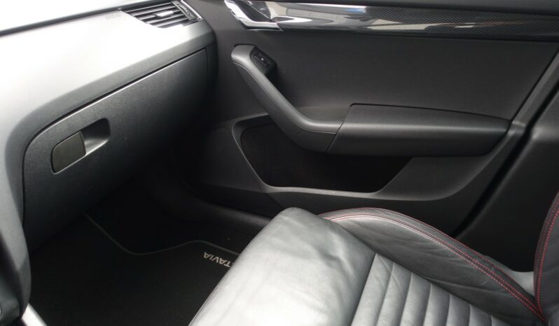 SKODA OCTAVIA COMBI RS 2.0L TDI DSG6 184 CH complet