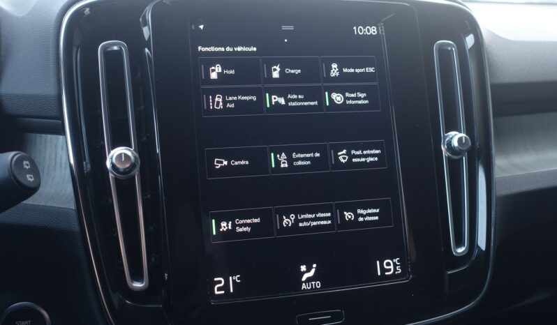 VOLVO XC 40 T4 HYBRIDE RECHARGEABLE GEARTRONIC 211 CH ( 129 CH + 82 CH ) INSCRIPTION complet