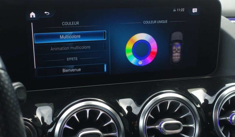 MERCEDES CLASSE GLA 200D 8G-DCT AMG-LINE complet