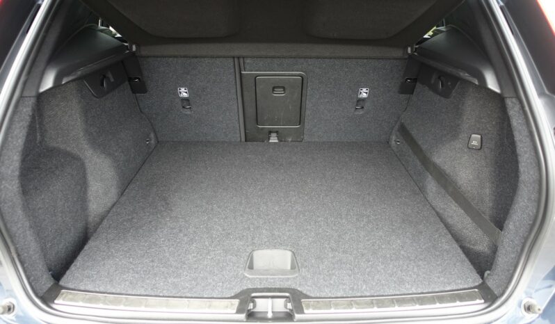 VOLVO XC 40 T5 HYBRIDE RECHARGEABLE GEARTRONIC 262 CH  INSCRIPTION complet