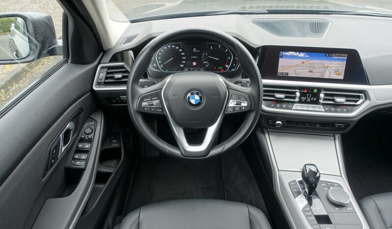 BMW 318 DA TOURING SERIE 3 MHEV BVA complet