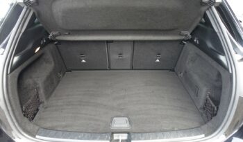 MERCEDES CLASSE GLA 200D 8G-DCT AMG-LINE complet