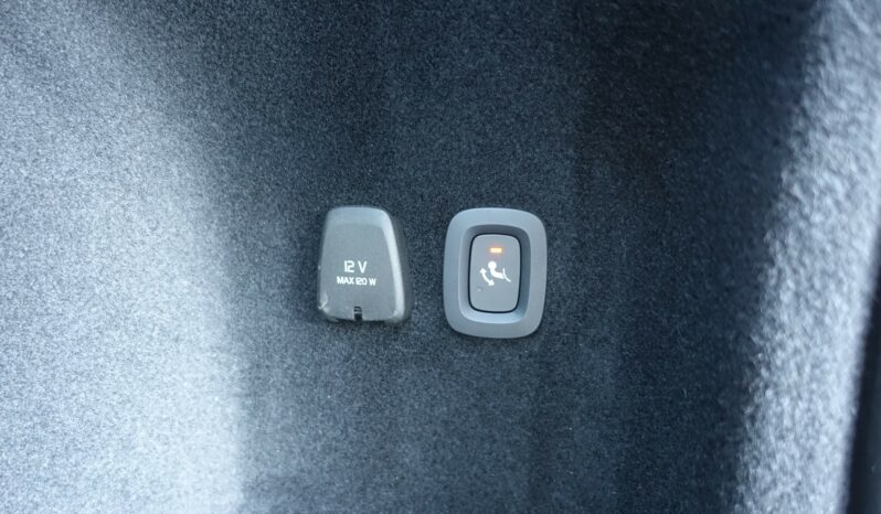 VOLVO V 60 T8 AWD HYBRIDE RECHARGEABLE GEARTRONIC R-DESIGN complet