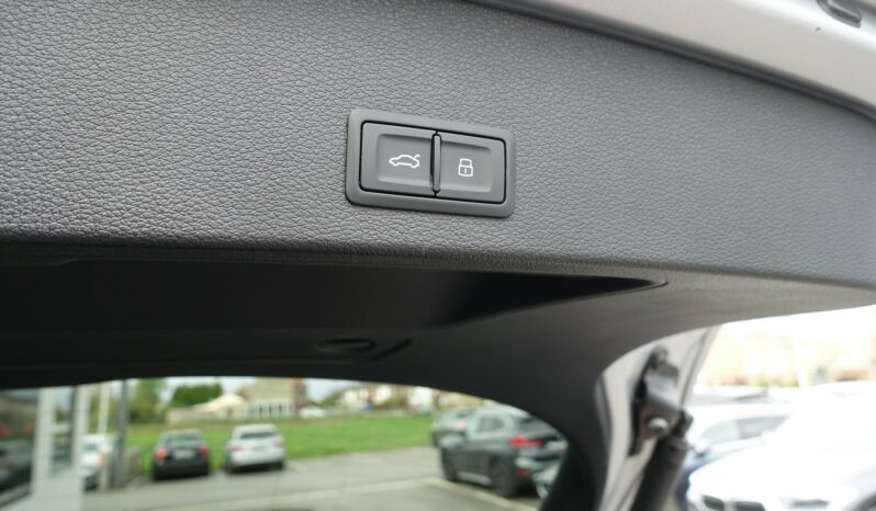 AUDI Q2 30 TDI S-LINE complet