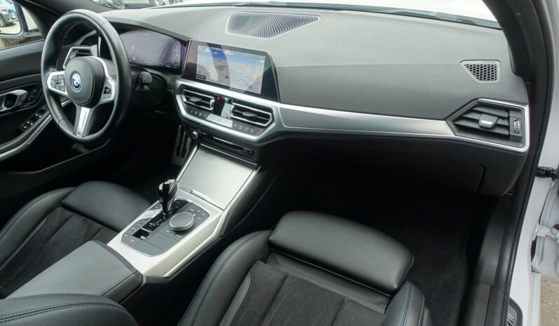 BMW 320 E TOURING HYBRIDE RECHARGEABLE 204 CH PACK M complet