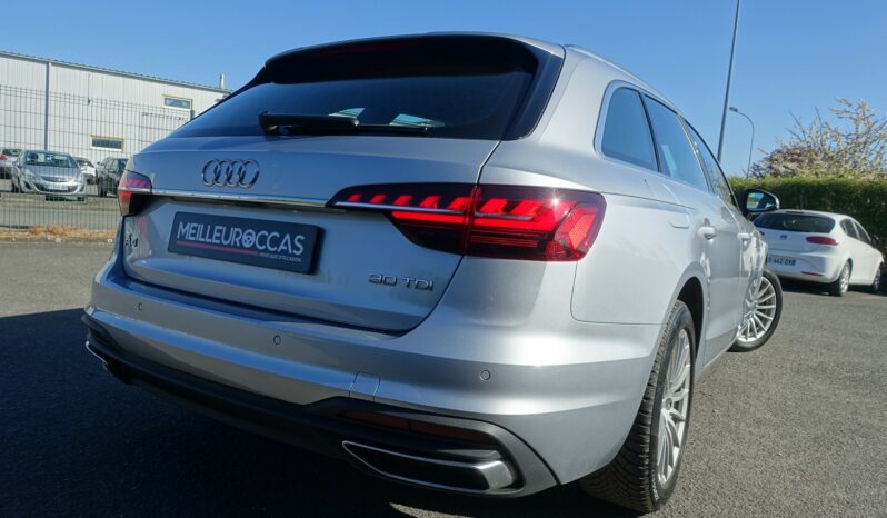 AUDI A4 AVANT 30 TDI MHEV S-TRONIC complet