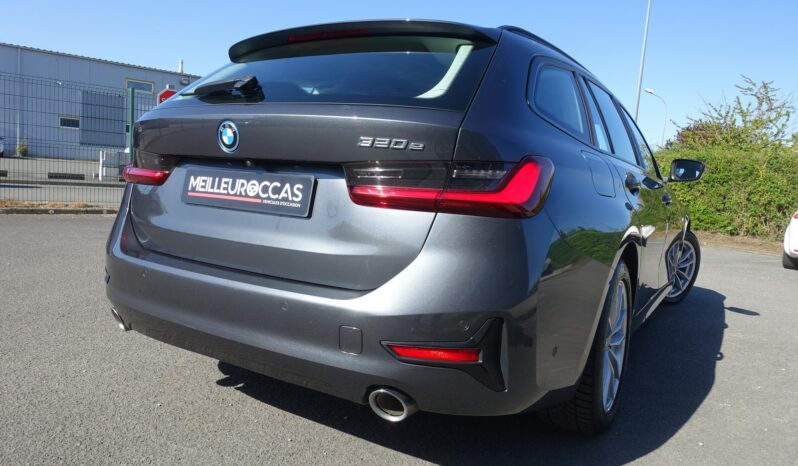 BMW 320 E TOURING HYBRIDE RECHARGEABLE 204 CH complet