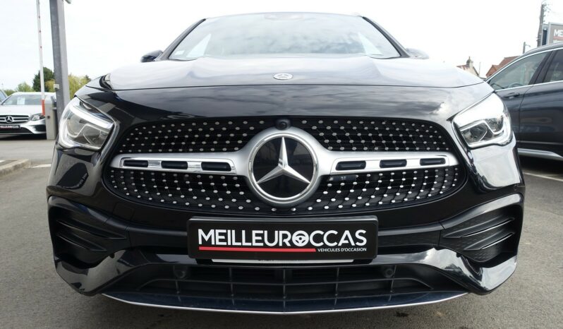MERCEDES CLASSE GLA 200D 8G-DCT AMG-LINE complet