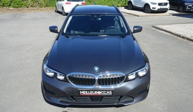 BMW 320 E TOURING HYBRIDE RECHARGEABLE 204 CH complet