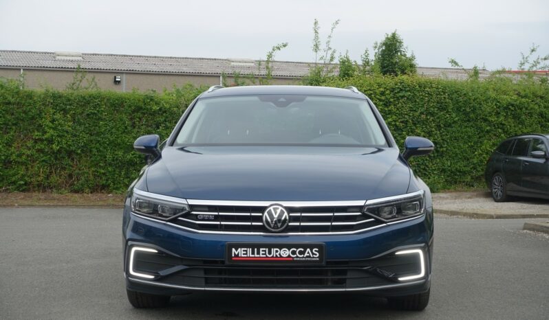 VOLKSWAGEN PASSAT SW 218 CH GTE HYBRIDE RECHARGEABLE DSG complet