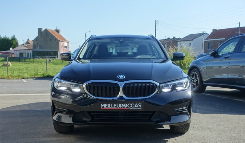 BMW 320 E TOURING HYBRIDE RECHARGEABLE 204 CH complet