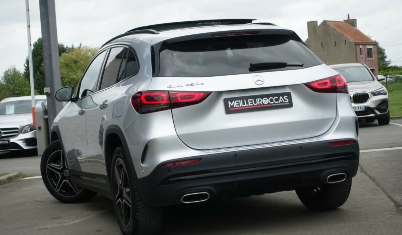 MERCEDES CLASSE GLA 250 E HYBRIDE RECHARGEABLE 262 CH AMG-LINE complet
