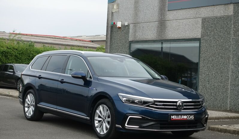 VOLKSWAGEN PASSAT SW 218 CH GTE HYBRIDE RECHARGEABLE DSG complet